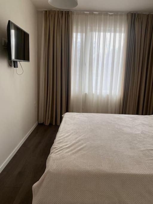 New Luxury Furnished Apartment - Beach, Varna Center & Fast Wi-Fi 외부 사진